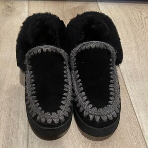 Blondo Black and Gray Fur-Lined Booties